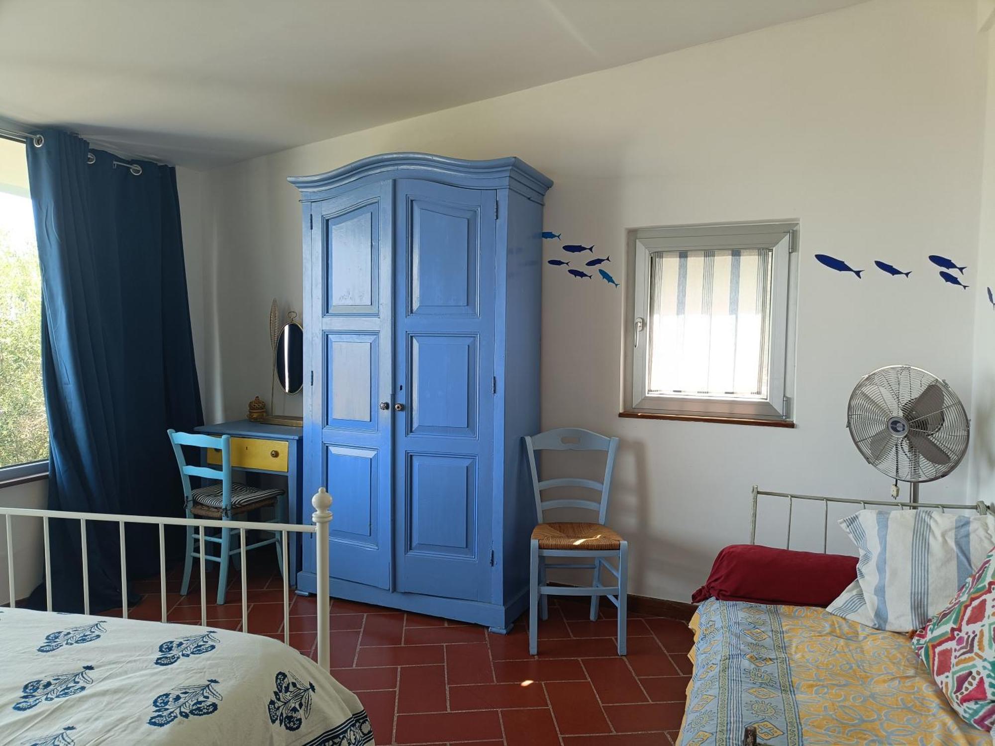 Le Finestre Sul Mare Bed & Breakfast Конверсано Стая снимка